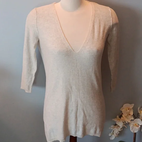 Aritzia Babaton ivory silk cashmere blend tunic - Picture 1 of 6